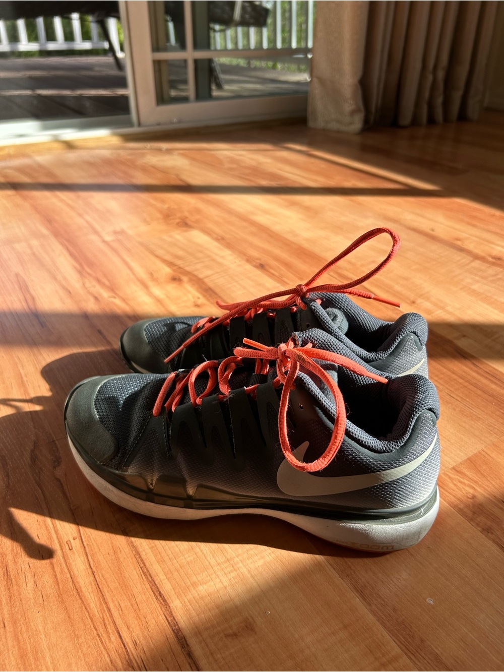 Nike Zoom Vapor in Grey & Orange Women’s Size 7.5 Running Gym Tennis Shoes Cute